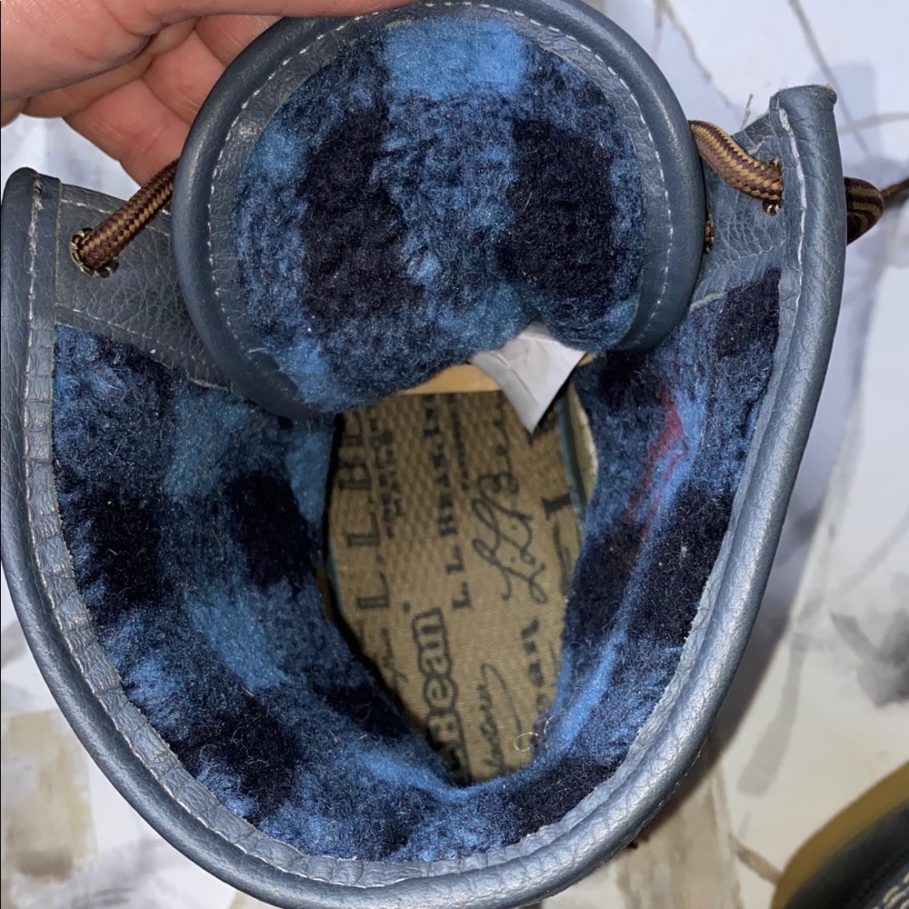 LL Bean Flannel Lined Bean Boots - Picture 6 of 7